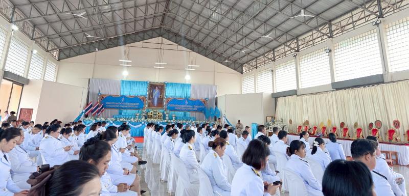 24. ร่วมพิธีถวายเครื่องราชสักการะ วางพานพุ่ม จุดเทียนถวายพระพรชัยมงคล วันแม่แห่งชาติ วันที่ 12 สิงหาคม 2568